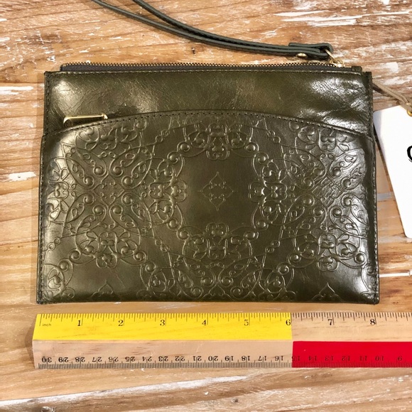 HOBO Wristlet - Picture 2 of 7
